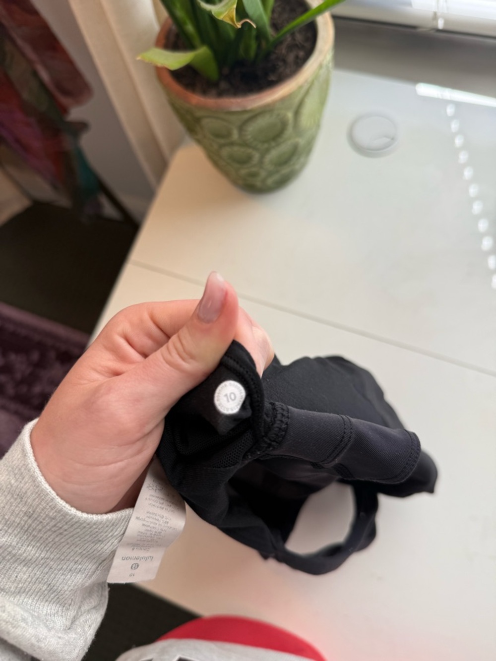 lululemon Black High Neck Sports Bra - Picture 4 of 4